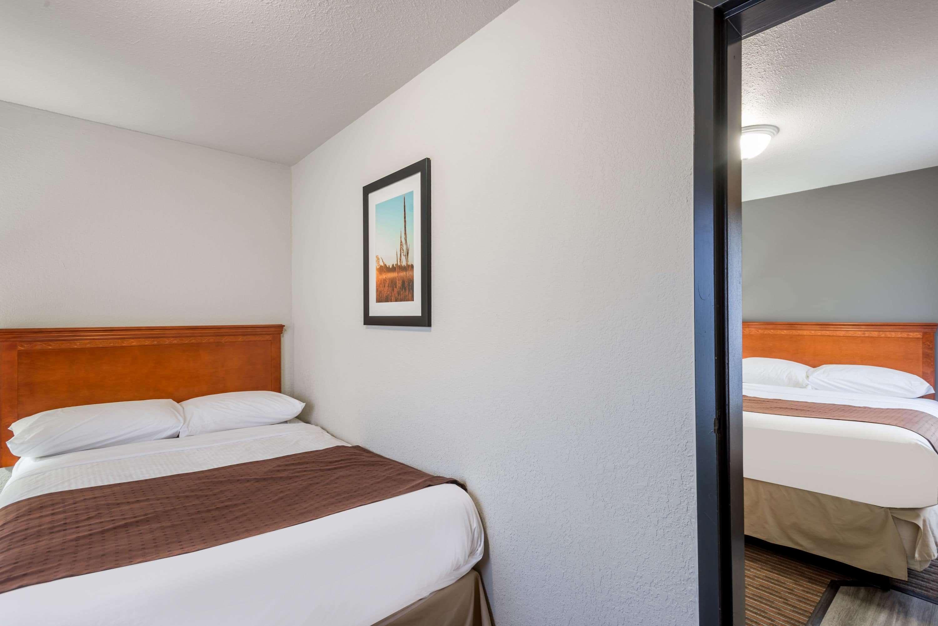Super 8 By Wyndham Grande Prairie Hotel Exterior photo