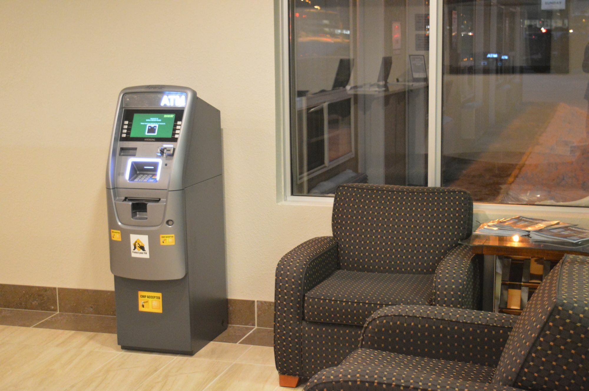 Super 8 By Wyndham Grande Prairie Hotel Exterior photo